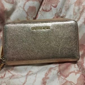 Rose gold Michael kors